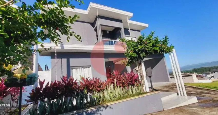 Sobrado em condomínio para venda com 03 quartos (3 suítes) e 2 vagas de garagem - 264m² em Caçapava