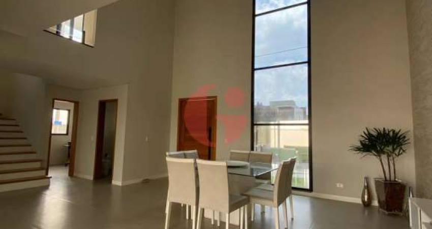 Sobrado em condomínio para venda com 03 quartos e 02 vagas de garagem - 311m² no Bairro da Floresta