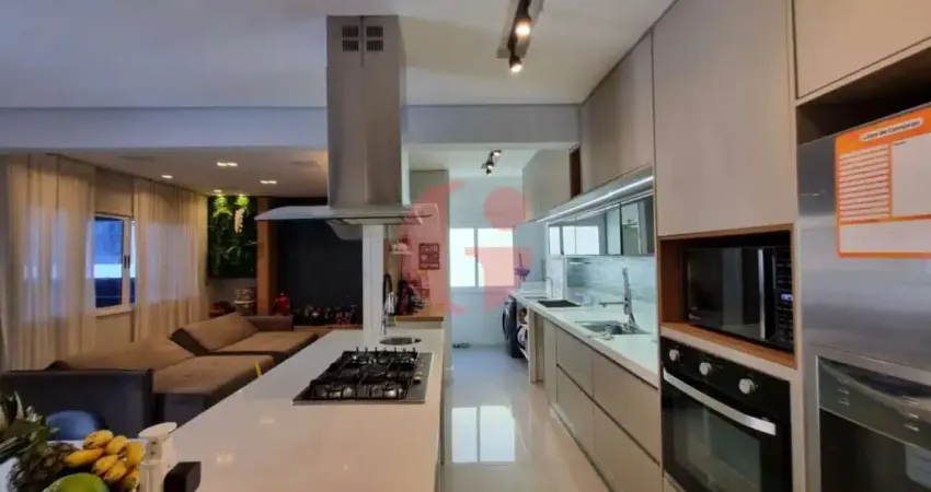 Cobertura á venda com 03 quartos sendo uma suíte no bairro jardim aquarius