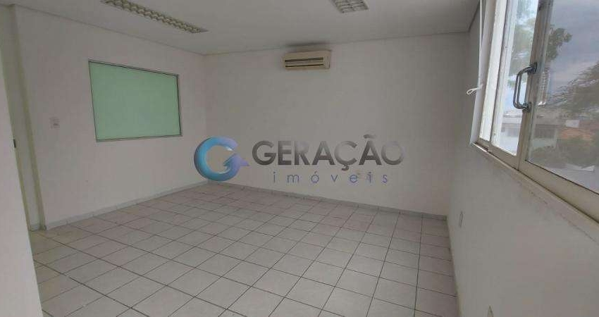 Sala comercial para locação de 93m² no Centro | SJC