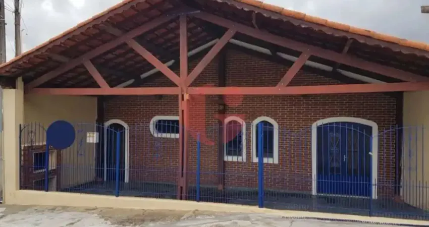 Casa à venda com 03 dormitórios e 250 m² de área de terreno- bosque dos eucaliptos