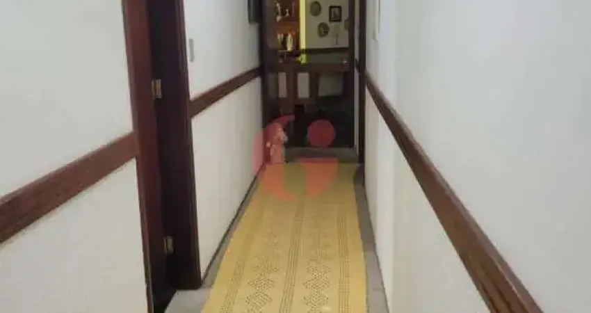 Casa à venda com 4 quartos sendo 1 suíte- 3.200 m² de terreno- bosque dos eucaliptos