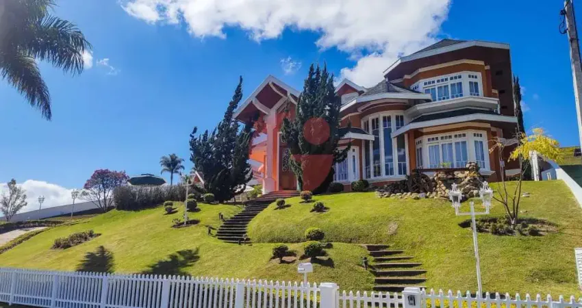 Casa à venda em condomínio com 4 quartos sendo 4 suítes- 2.000 m² de terreno- paraibuna