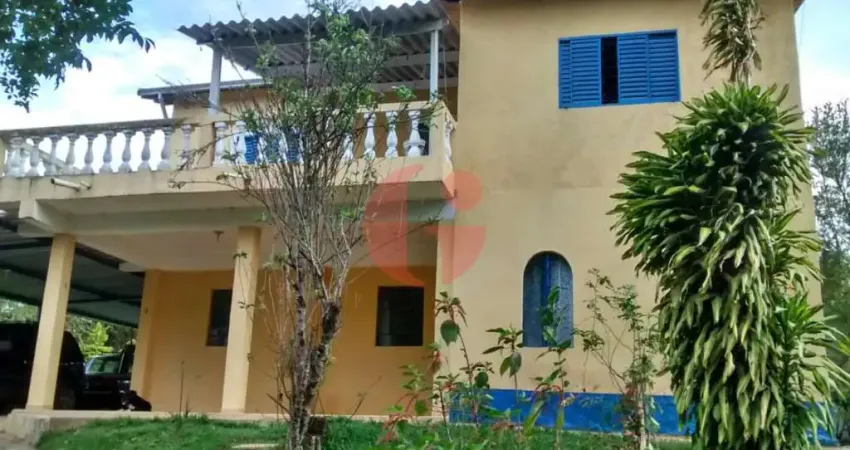 Chácara à venda com 3 quartos com 5.000 m² de terreno - Capuava II