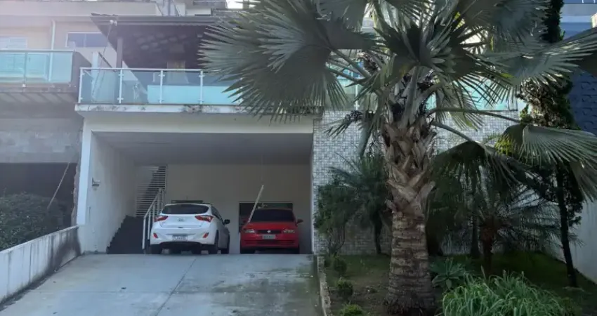 Casa em condomínio fechado com 3 quartos para alugar no Jardim Piatã A, Mogi das Cruzes