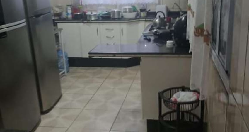 Casa para Venda em Fernandópolis, Conjunto Habitacional Bernardo Pessuto, 2 dormitórios, 1 suíte, 3 banheiros, 3 vagas