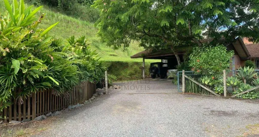 Casa com 3 dormitórios à venda, 159 m² por r$ 789.000,00 - centro - pomerode/sc