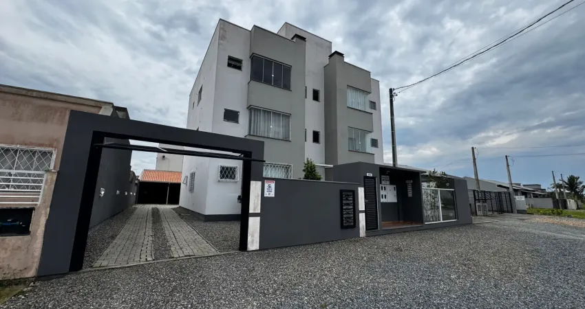 Apartamento com 2 quartos para alugar na Rua Ninho, Quinta dos Açorianos, Barra Velha