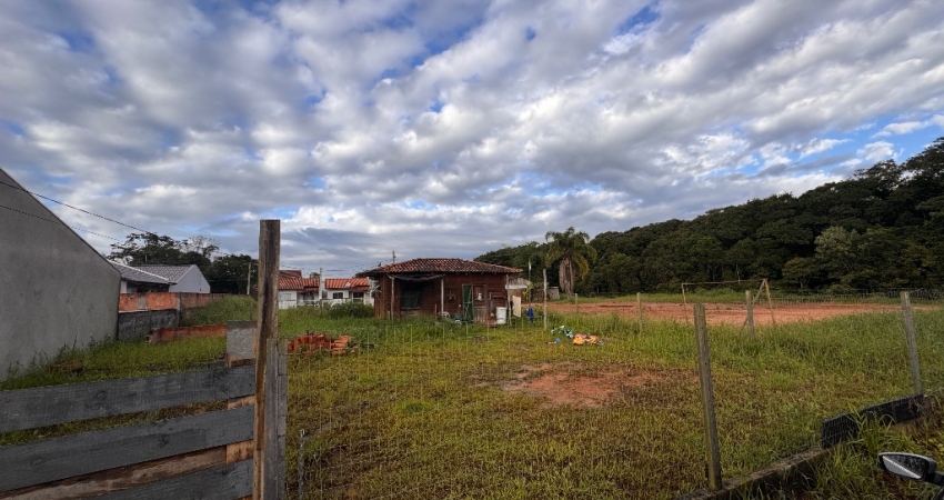 60Mil - Meio Terreno - Parcela de 380 Reais