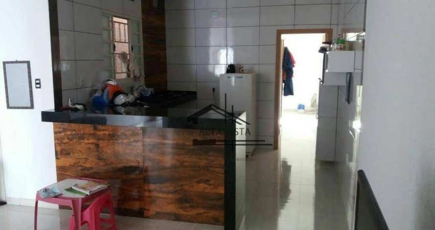 Casa com 2 dormitórios à venda, 74 m² por R$ 270.000,00 - Jardim Europa - Uberlândia/MG