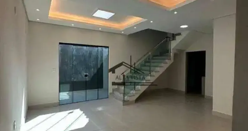Sobrado com 3 dormitórios à venda, 135 m² por R$ 550.000,00 - Santa Mônica - Uberlândia/MG
