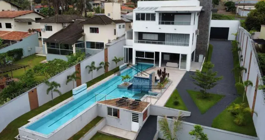 Casa com 3 dormitórios à venda, 516 m² por R$ 3.200.000,00 - Cidade Jardim - Uberlândia/MG