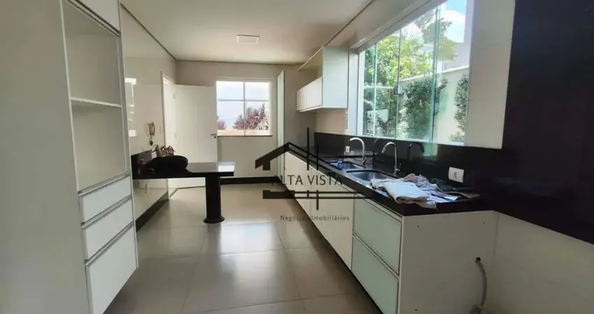 Sobrado com 4 dormitórios à venda, 370 m² por r$ 3.500.000,00 - jardim das palmeiras - uberlândia/mg