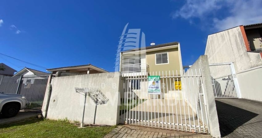 Sobrado com 3 quartos  para alugar, 90.00 m2 por R$2900.00  - Capao Raso - Curitiba/PR
