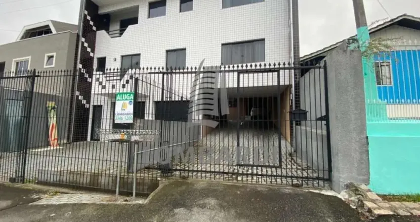 Casa com 3 quartos para alugar na Rua Orestes Códega, Pinheirinho, Curitiba