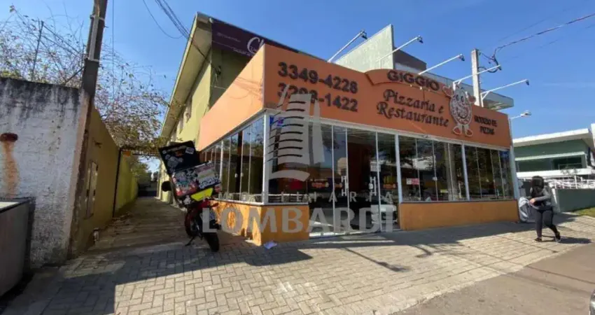 Apartamento com 3 quartos para alugar, 127.00 m2 por R$1900.00 - Pinheirinho - Curitiba/PR