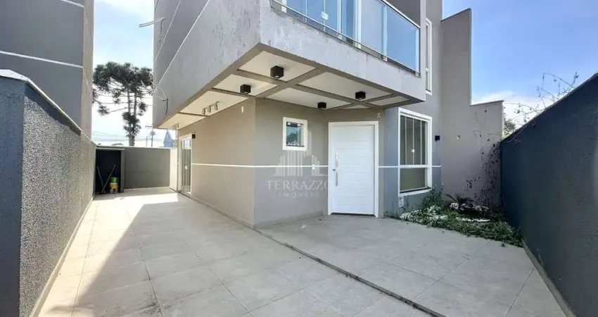 Sobrado com 3 dormitórios à venda, 226 m² por R$ 799.000 - Uberaba - Curitiba/PR