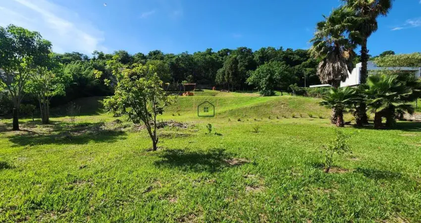 VENDE-SE Chácara no Condomínio Fechado Est&#226;ncia Cabral com 3.400 m&#178; de Puro Encanto. Próximo ao Shopping Catuaí.