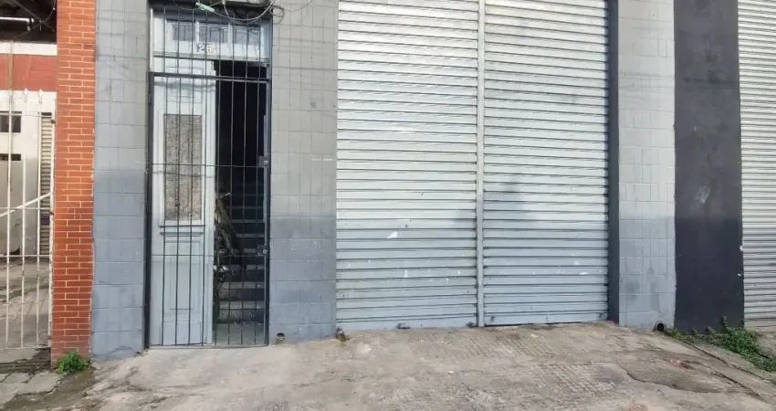 Casa à venda na Rua Doutor Soter de Araújo, 26, Vila Nova, Santos