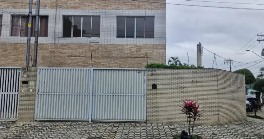 Casa com 3 quartos para alugar na Avenida Mota Lima, 621, Vila Cascatinha, São Vicente