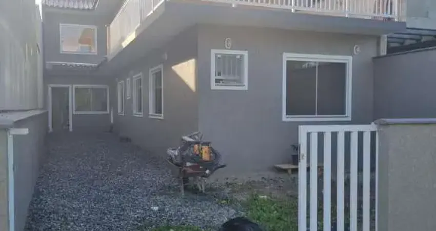 Sobrado reformado à venda, à 150m da praia itapema do saí, em itapoá sc, com terraço gourmet.