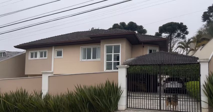 Casa residencial de rua alto padrão 530M2 6 quartos,