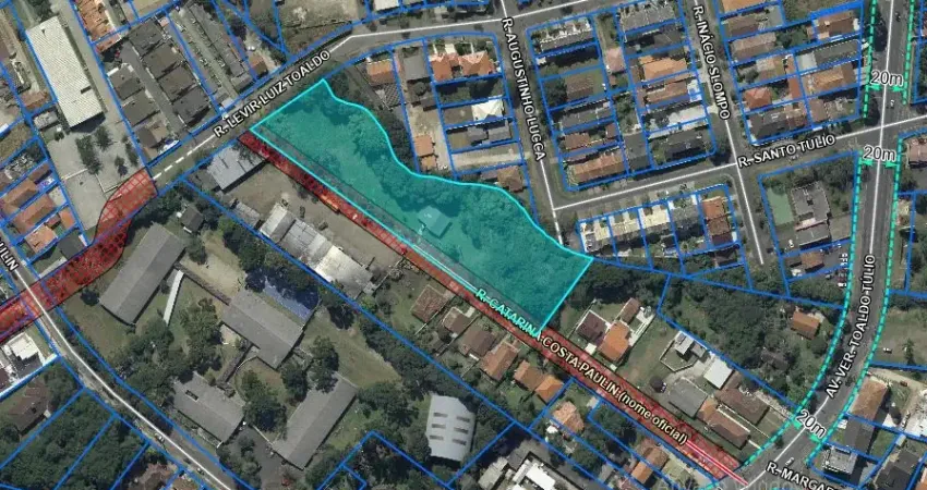 Maravilhoso terreno em santa felicidade com excelente localização