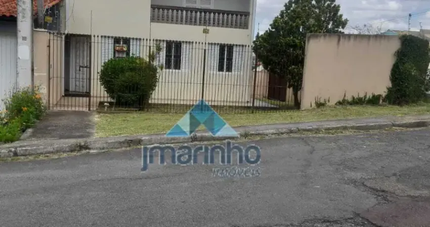 Casa com 3 quartos para alugar na Rua Guglielmo Marconi, 438, Bairro Alto, Curitiba