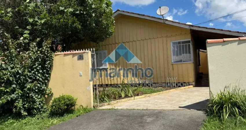 Casa de madeira com 3 quartos - santa felicidade/butiatuvinha