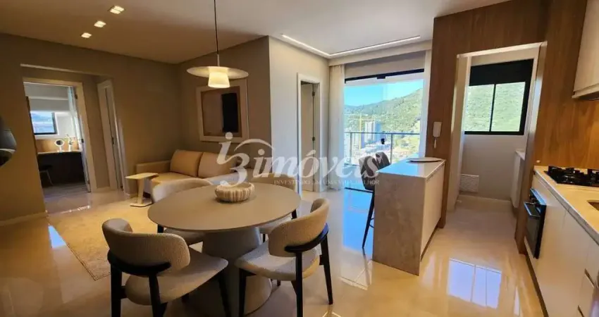 Apartamento à venda, com duas suítes, mobiliado e decorado, duas vagas, lago moraine, bairro fazenda, itajaí sc