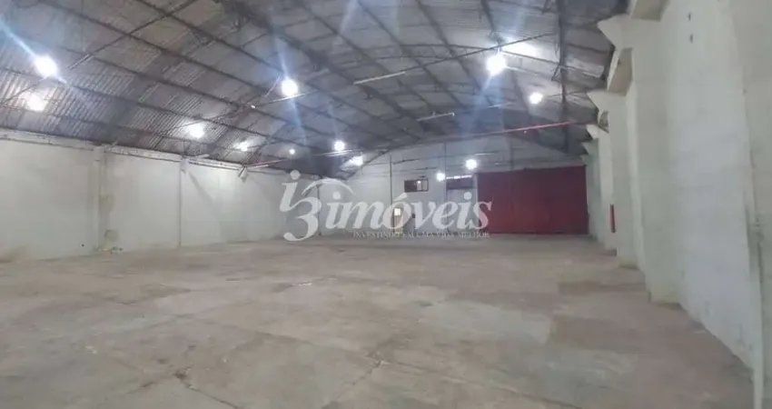 Galpão Comercial para Locação Anual, 754 m², no bairro Dom Bosco em Itajaí-SC