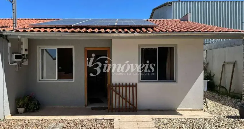 Casa à venda 3 quartos, 2 banheiros, área de festa com churrasqueira. Bairro Cordeiros Itajaí/SC