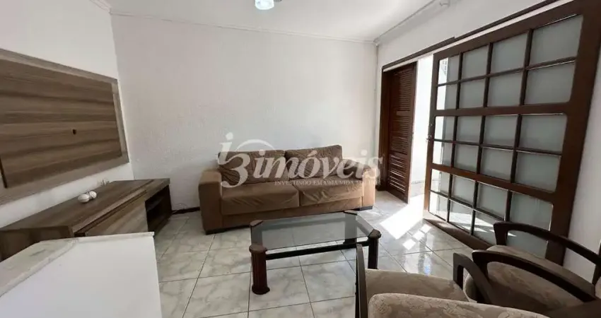 Sobrado para locação anual mobiliada, com 3 quartos (sendo uma suíte), 1 vaga de garagem, no bairro centro, itajaí -sc