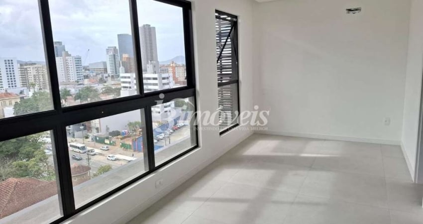 Apartamento Loft para locação anual, semimobiliado, decorado e equipado, 1 vaga de garagem, Edifício 4Sete, no bairro Centro, Itajaí-SC