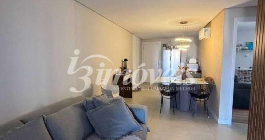 Apartamento à venda, 2 quartos (sendo 1 suíte), 1 vaga de garagem, Residencial Lotisa Garden Club - Bairro São João, Itajaí SC