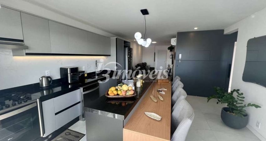 Apartamento semimobiliado à venda com 3 quartos sendo 1 suíte e 2 vagas privativas, centro, Navegantes