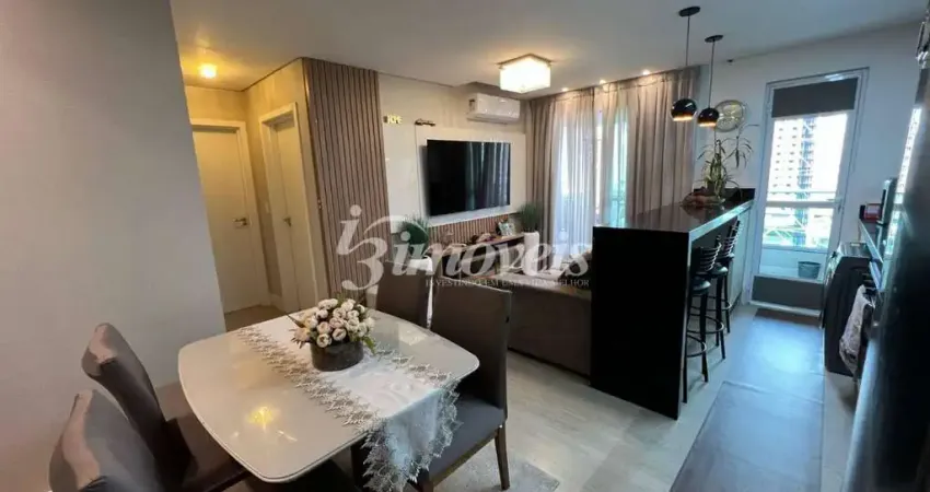 Apartamento semimobiliado à venda, 2 quartos sendo 1 suíte, 2 vagas, edifício residencial giardino di acqua, bairro são judas, itajaí-sc