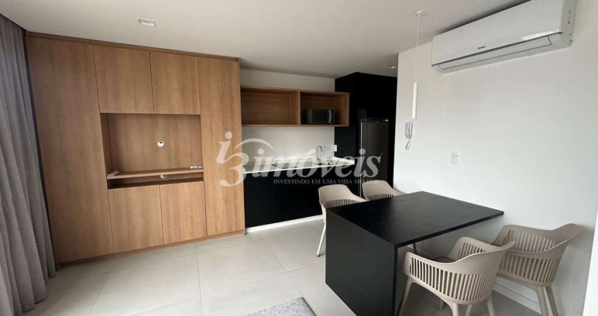 Apartamento Loft para locação anual totalmente mobiliado e equipado, 1 vaga de garagem, Edifício 4Sete, no bairro Centro, Itajaí-SC