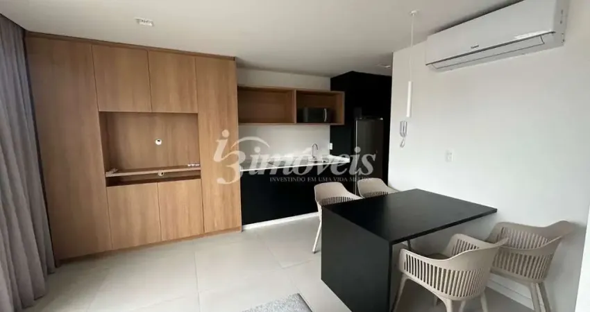 Apartamento loft para locação anual totalmente mobiliado e equipado, 1 vaga de garagem, edifício 4sete, no bairro centro, itajaí-sc