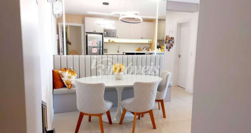 Apartamento semimobiliado à Venda, 3 Quartos (sendo 1 Suíte), 2 Vagas de Garagem, Residencial Smart São João, bairro São João, Itajaí-SC
