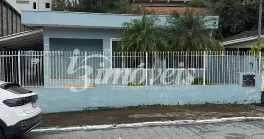 Casa à venda, com 3 quartos, vaga para três carros, no bairro fazenda, itajaí sc