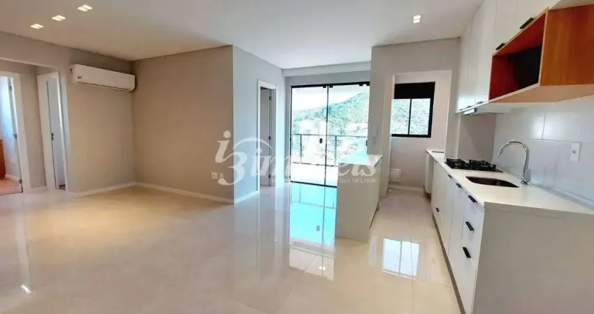 Apartamento semimobiliado para locação, 2 suítes, 1 vaga, Edifício Residencial Lago Moraine, Bairro Fazenda, Itajaí-SC