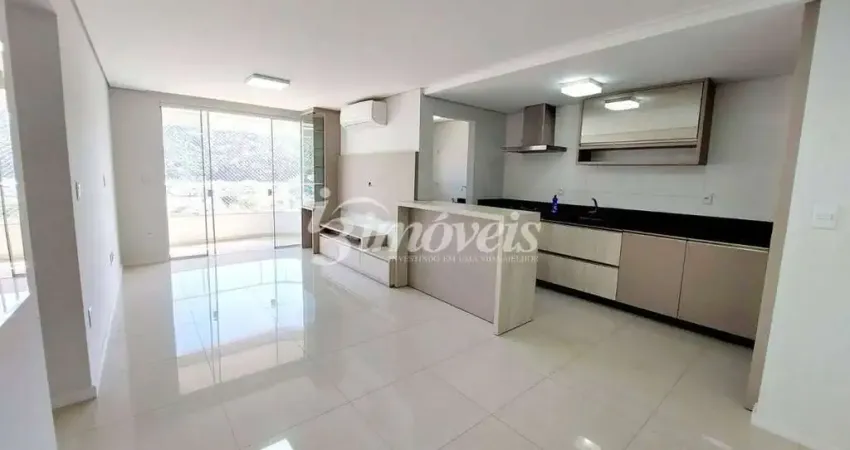Apartamento semimobiliado para locação, 2 quartos sendo 1suíte, 1 vaga, Edifício Residencial Lago Di Garda, Bairro Fazenda, Itajaí-SC