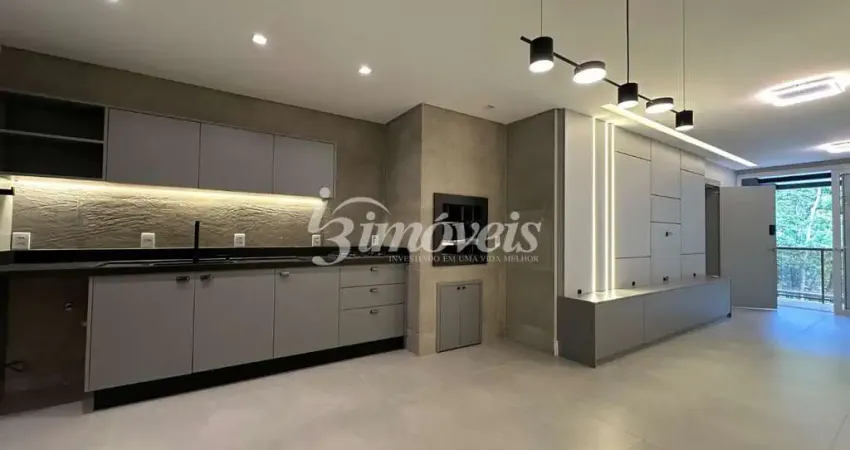 Apartamento para locação anual, semimobiliado, 3 quartos ( sendo 1 suite), 2 vagas de garagem, no bairro praia dos amores, balneário camboriú-sc