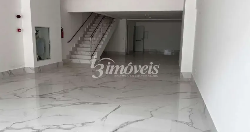 Sala / loja, para locação anual, 150m², itapema-sc, com grande visibilidade de quem passa.