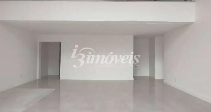 Excelente sala comercial para aluguel anual com ótima localização no bairro meia praia em itapema/sc