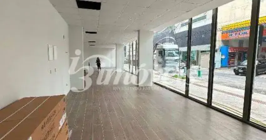 Perfeito para a sua empresa, sala para locação de  esquina na avenida brasil - centro, balneário camboriú - sc, com grande visibilidade de quem passa.