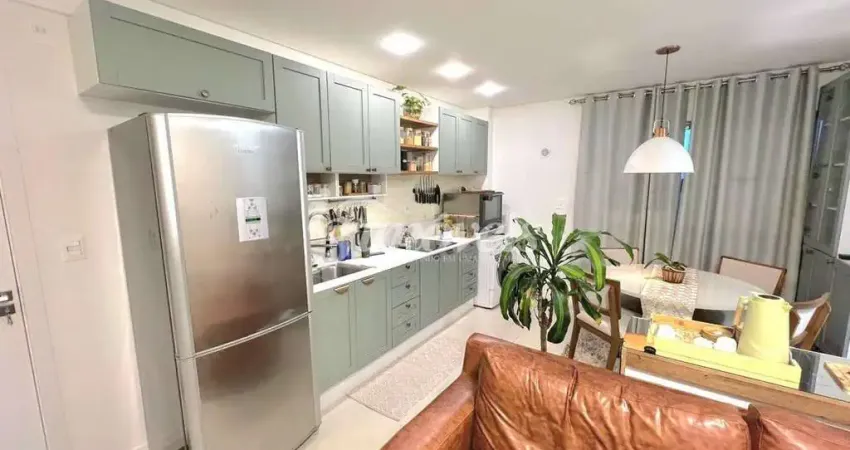Apartamento semimobiliado à venda, 2 quartos, 1 vaga de garagem, edifício residencial villagio das flores, bairro são vicente, itajaí-sc