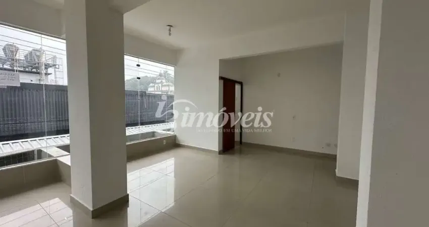 Sala/loja para locação anual no segundo andar, bairro pioneiros, balneário camboriú-sc