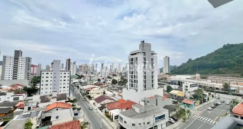 Apartamento semimobiliado para locação, 2 suítes, 1 vaga, edifício residencial maiori, bairro centro, itajaí-sc